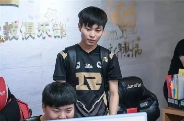 角球拉成深